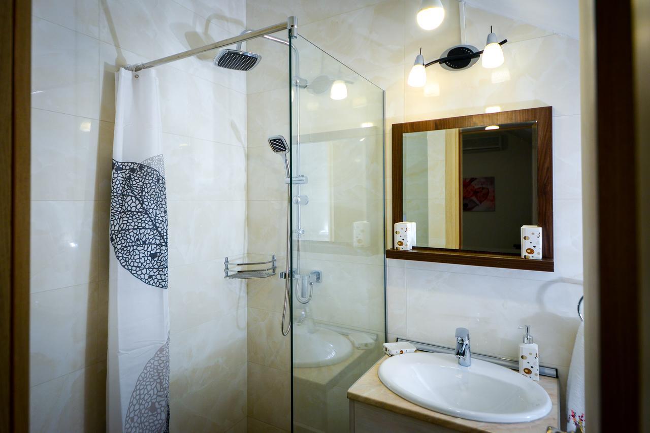 Apartman Campari บันยาลูกา ภายนอก รูปภาพ